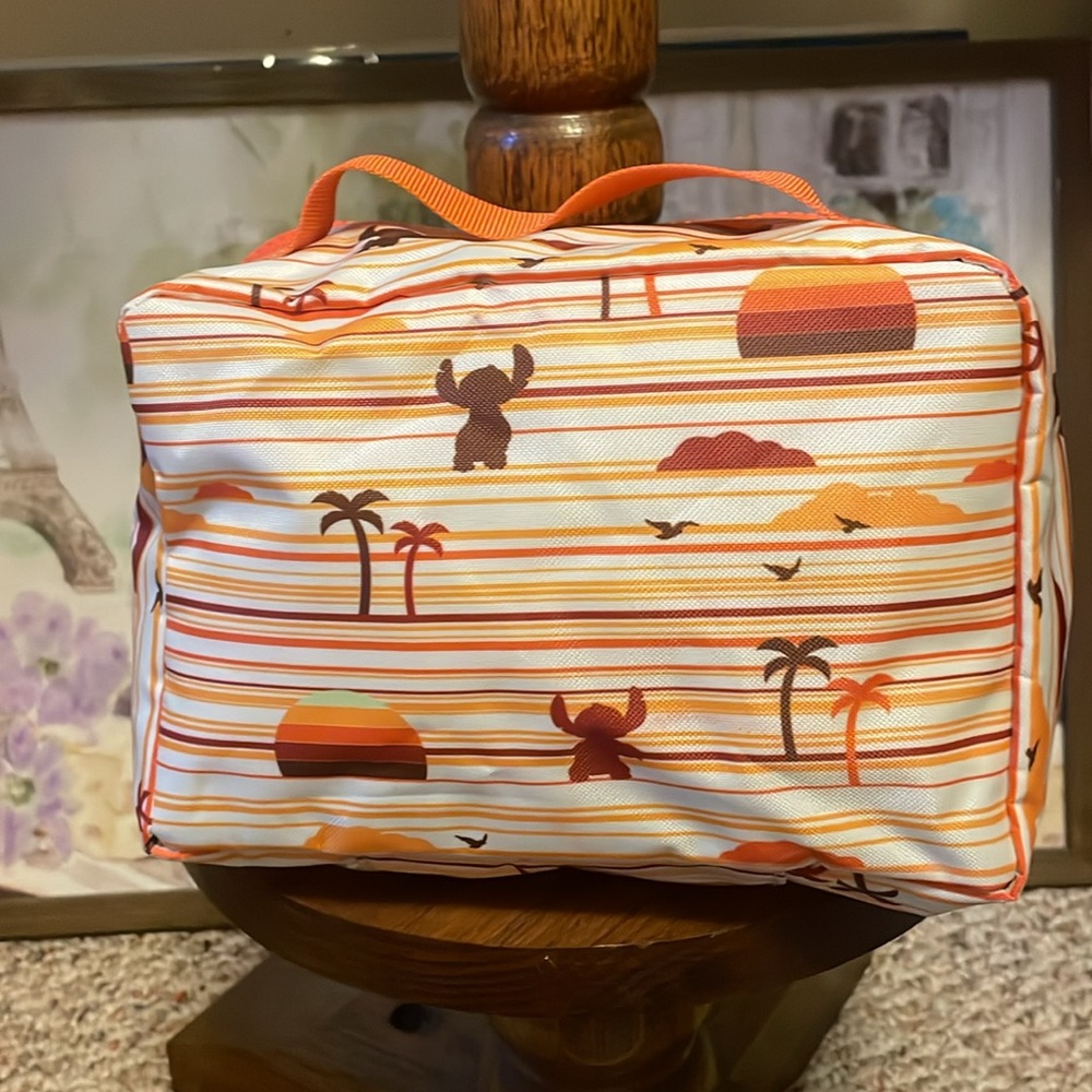 Wet n Wild Disney’s Stitch Travel Cosmetic Bag - Picture 2 of 9